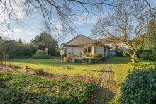 R�ckansicht des Hauses Hier ist ein Wohnen bis ins hohe Alter m�glich! Sch�ner Bungalow mit gro�em Grundst�ck