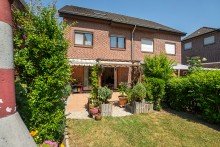R�ckansicht des Hauses Erf�llen Sie sich Ihren Wohntraum in dieser gro�z�gigen und liebevoll gepflegten Doppelhaush�lfte