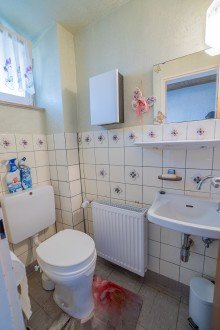 Das G�ste WC Sch�nes Familienheim mit Garage in beliebter Lage von H�nxe-Bruckhausen (reserviert)