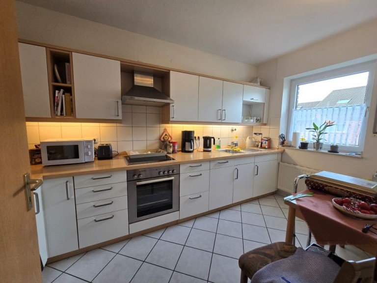 Die K�che Bild 1 Voerde Etagenwohnung Wohnen bis ins hohe Alter mit Aufzug und Garage mitten in Friedrichsfeld