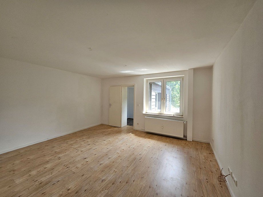 Wohnzimmer Whg. 1. OG Mehrfamilienhaus Duisburg