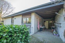Unterstand f�r Ger�te Hier ist ein Wohnen bis ins hohe Alter m�glich! Sch�ner Bungalow mit gro�em Grundst�ck