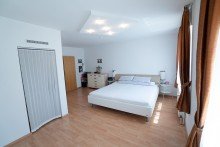 Das Schlafzimmer Bild 2 Erf�llen Sie sich Ihren Wohntraum in dieser gro�z�gigen und liebevoll gepflegten Doppelhaush�lfte