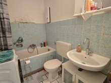 Das Badezimmer Sch�ne Kapitalanlage im Herzen von Friedrichsfeld mit gro�em Balkon und Aufzug
