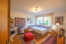 Das Schlafzimmer Hier ist ein Wohnen bis ins hohe Alter m�glich! Sch�ner Bungalow mit gro�em Grundst�ck