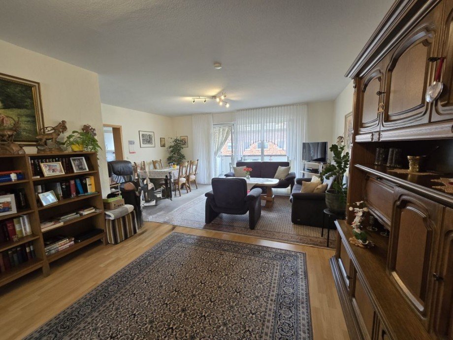 Der Wohn Essbereich Bild 2 Beispielbild Etagenwohnung Voerde