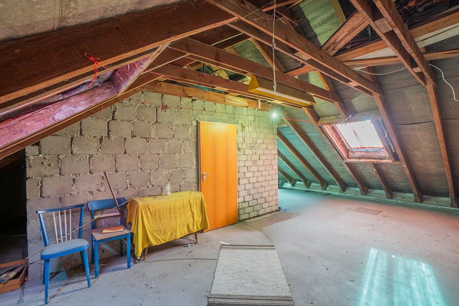 Blick ins Dachgeschoss Reihenmittelhaus H�nxe-Bruckhausen