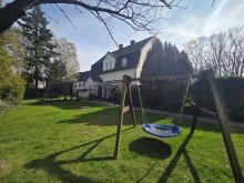 R�ckansicht Repr�sentativ wohnen, arbeiten und famili�r Leben