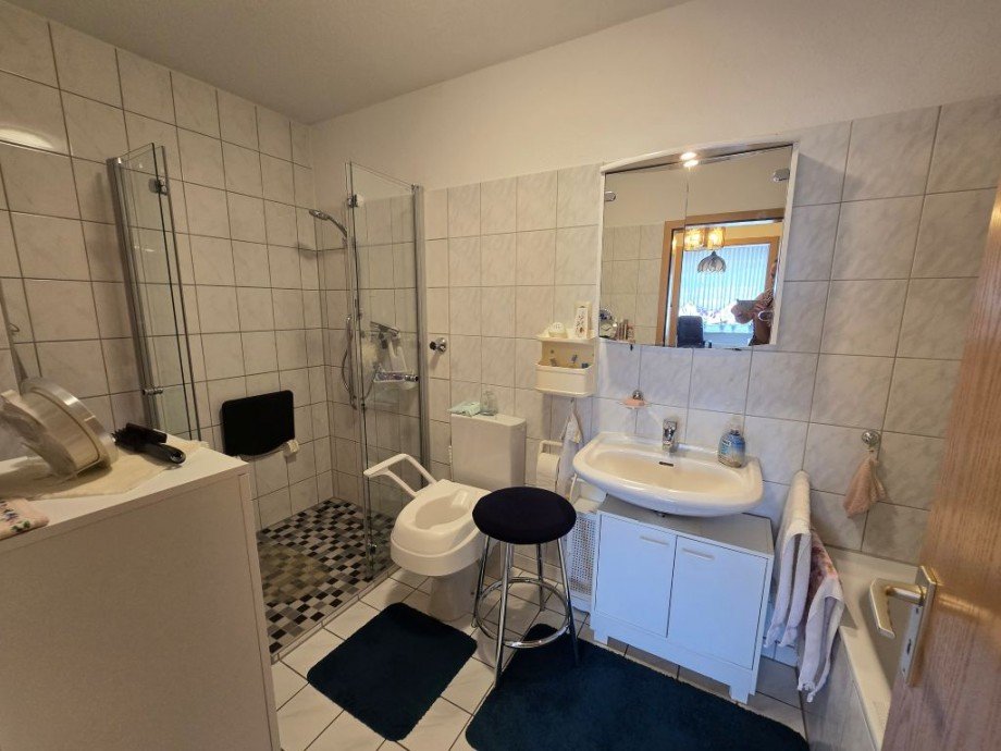 Das Badezimmer Etagenwohnung Voerde
