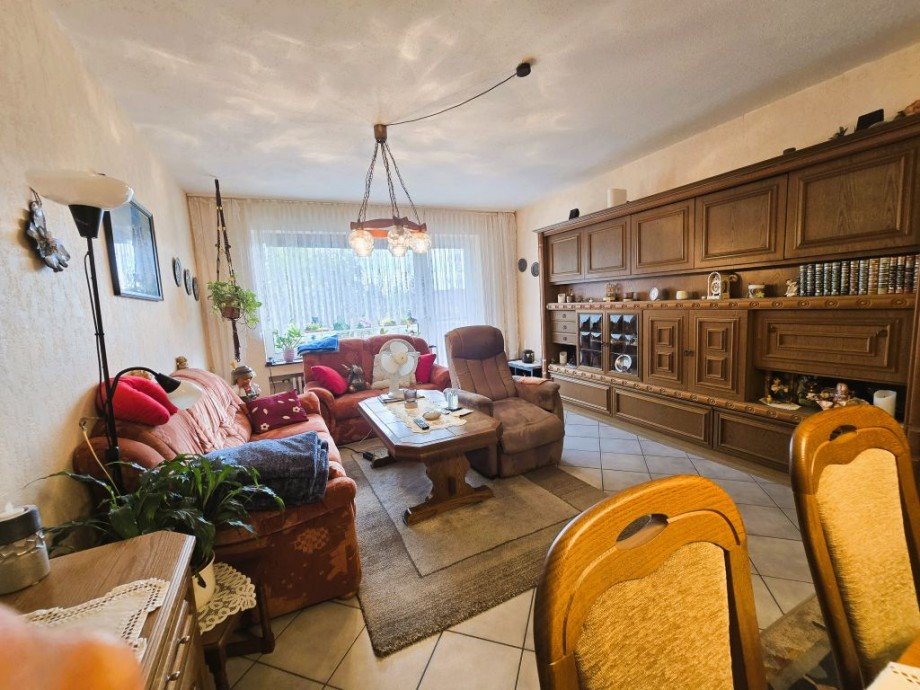Das Wohnzimmer Bild 2 Etagenwohnung Voerde